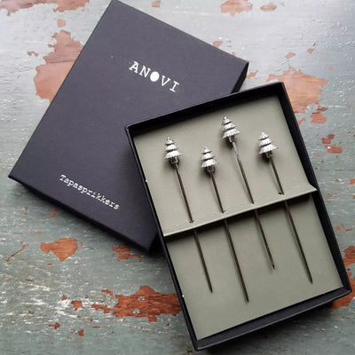 Anovi Tapasprikkers Kerstboom - Handgemaakt uit Zilvertin - 8 cm - Set van 4 in Luxe Geschenkdoos