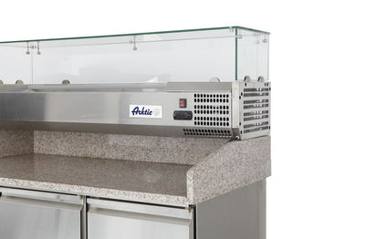 Arktic -  Pizzawerkbank met 3 deuren en koelvitrine 380+40L, 254L, 230V/400W, 1400x700x(H)1491mm