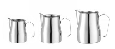 HENDI -  Melkkan met V-vormige schenktuit, 0,7L, ⌀84x(H)130mm