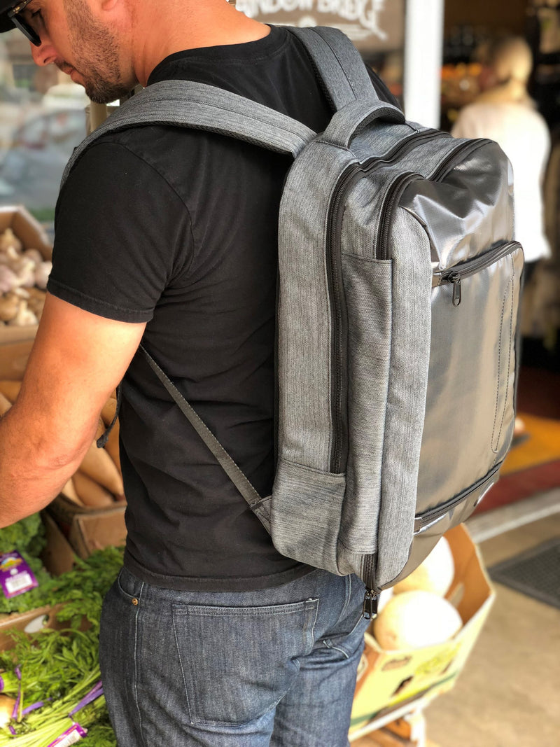 Messermeister Backpack for chefs - 12 knives and accessories